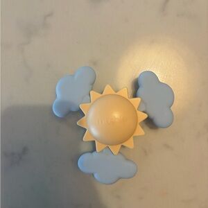 Mushie Sun and Cloud suction spinner